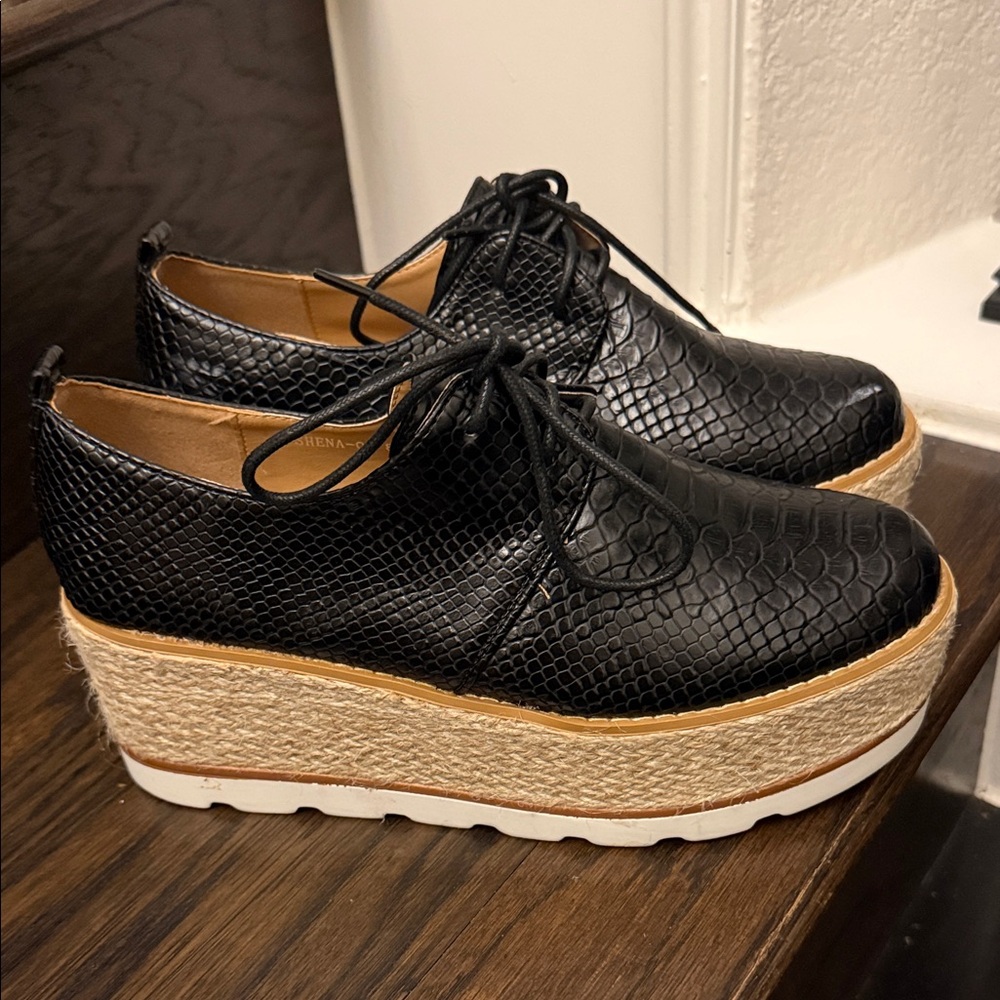 Black Platform Lace-Up Shoes